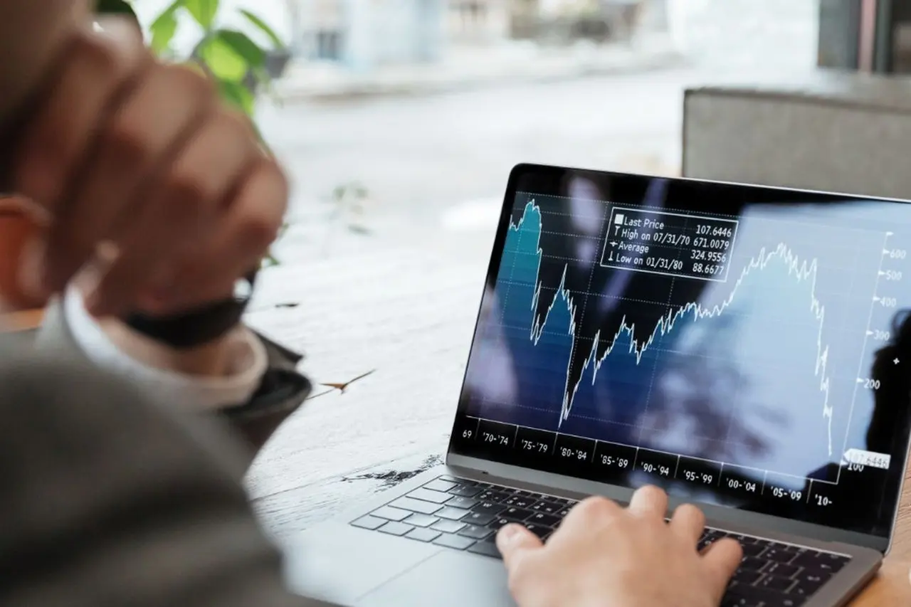 Manajer Investasi JustMarkets Octavio Ungkap Pentingnya Disiplin dan Strategi Jangka Panjang bagi Trader