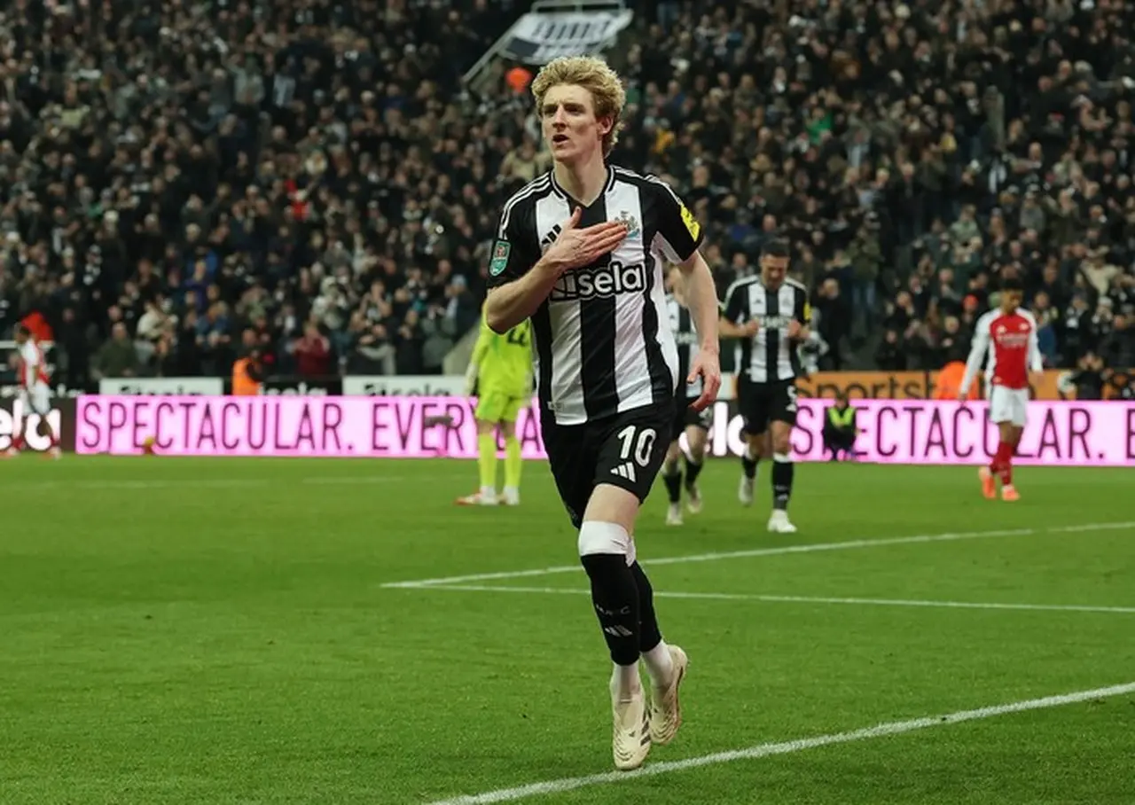 Manchester United Bidik Anthony Gordon, Newcastle Berpotensi Lepas Sang Pemain Jika Gagal ke UCL