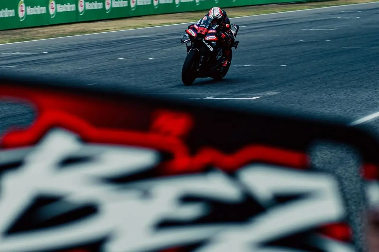 Marco Bezzecchi Aprilia Racing Akui Kesalahan Pribadi Penyebab Kecelakaan di Sprint Race MotoGP Thailand Marco Bezzecchi Aprilia Racing Akui Kesalahan Pribadi Penyebab Kecelakaan di Sprint Race MotoGP Thailand