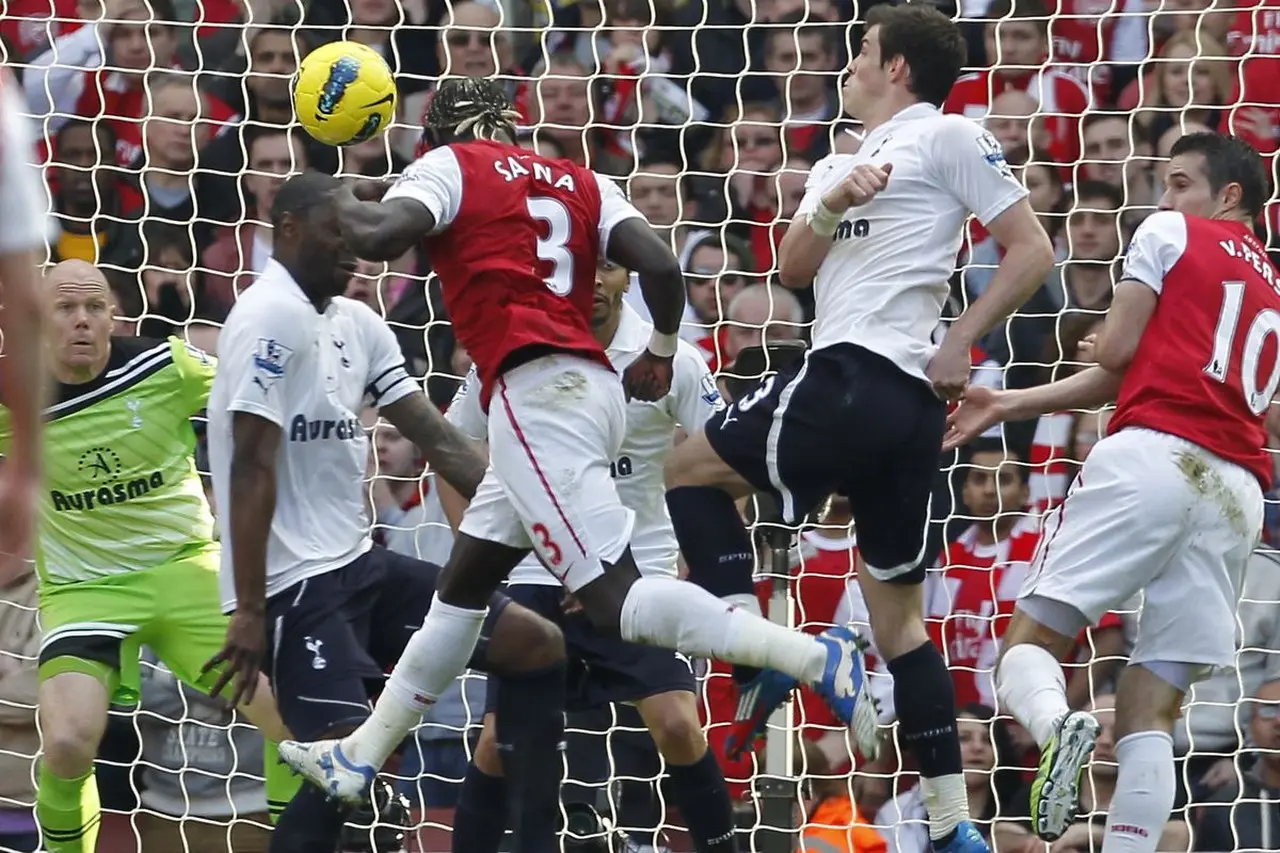 Mengenang 14 Tahun Comeback Spektakuler Arsenal Hancurkan Tottenham 5-2 di Derbi London Utara