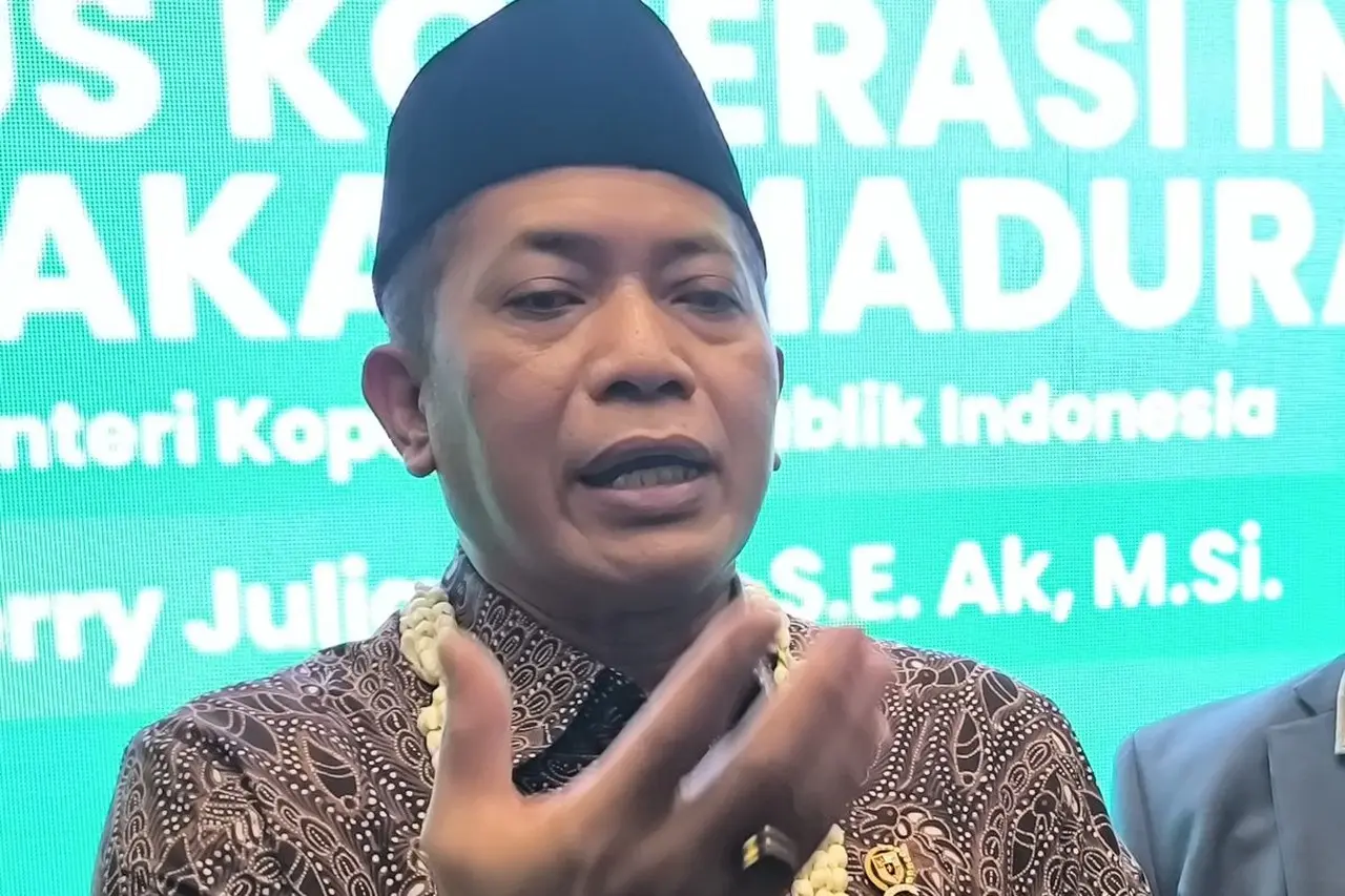 Menkop Soroti Ekspansi Ritel Modern, Minta Indomaret-Alfamart Batasi Jangkauan ke Pedesaan