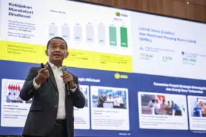 Menteri ESDM Bahlil Lahadalia Kaji Larangan Ekspor Timah Guna Perkuat Hilirisasi dan Ekonomi Nasional