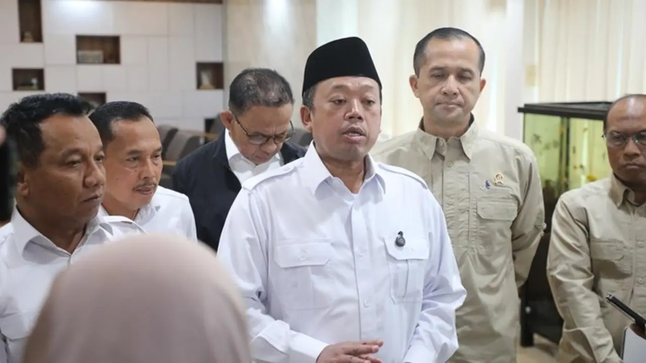 Menteri Nusron Wahid Pulihkan Hak Tanah Transmigran Kalsel dan Bekukan IUP Perusahaan Tambang