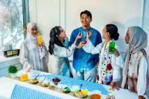 Mokel: Istilah Populer Ramadhan yang Tercatat KBBI dan Hukumnya dalam Pandangan Islam