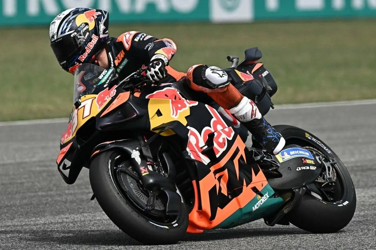 MotoGP Thailand 2026: Marc Marquez Dikenai Penalti, Pedro Acosta Raih Kemenangan Sprint Race
