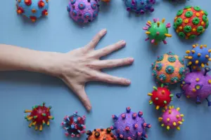 Pakar UGM Ingatkan Bahaya Ensefalitis Akibat Virus Nipah dan Pentingnya Pengolahan Nira yang Benar