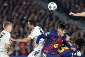 Paolo Maldini Beri Kado Ulang Tahun Istimewa untuk Gerard Martin, Bek Barcelona Berjuluk ‘Maldini’