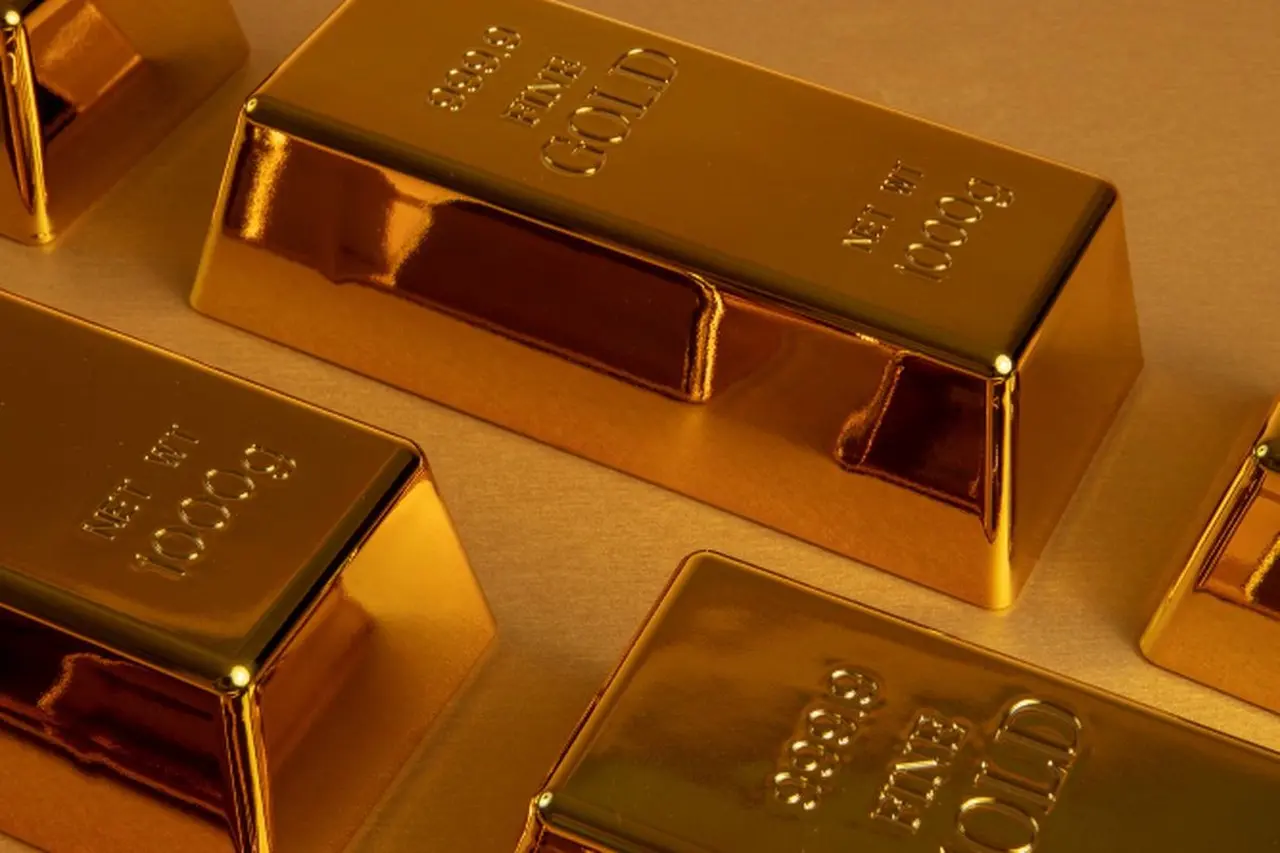 Pasar Global Menanti: Harga Emas Dunia Stabil Jelang Putaran Ketiga Perundingan Nuklir AS-Iran di Jenewa