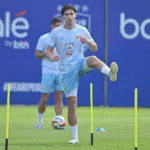 Pelatih Persib Bojan Hodak Soroti Adaptasi Dion Markx, Kesiapan Debut Lawan Malut United Ditentukan