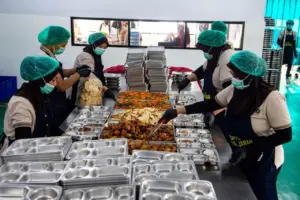 Pemerintah Didesak Tata Ulang Program MBG: Fokus Stunting dan Sasaran Tepat di Tengah Kritik