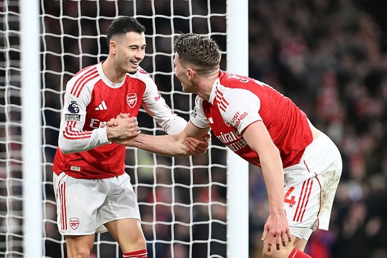 Pep Guardiola Tegaskan Manchester City Siap Manfaatkan Kelengahan Arsenal dalam Perburuan Gelar Juara