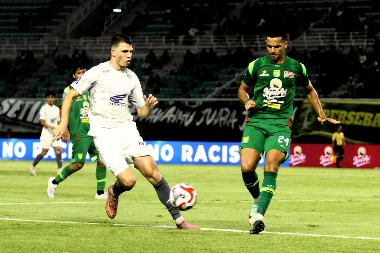 Persebaya Surabaya Akhiri Rentetan Hasil Buruk: Bernardo Tavares Ungkap Kunci Kemenangan Atas PSM Makassar