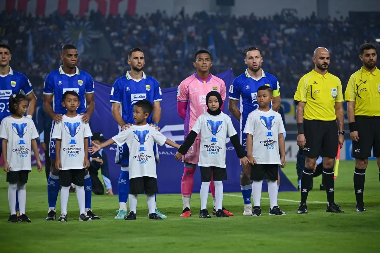 Persib Bandung Bidik Hasil Positif di Thailand, Bojan Hodak Kantongi Kelemahan Ratchaburi FC Persib Bandung Bidik Hasil Positif di Thailand, Bojan Hodak Kantongi Kelemahan Ratchaburi FC