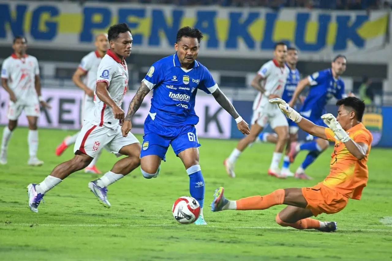 Persib Bandung Bungkam Malut United 2-0, Bojan Hodak Soroti Perubahan Taktik Lawan di GBLA