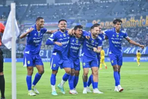 Persib Bandung Pinjamkan Febri Hariyadi ke Persis Solo, Bojan Hodak Soroti Menit Bermain dan Pemulihan