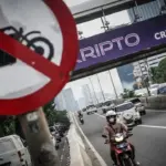 Polda Metro Jaya Buru Gerombolan Pemotor Perusak Portal JLNT Casablanca, Terancam Pidana Perusakan