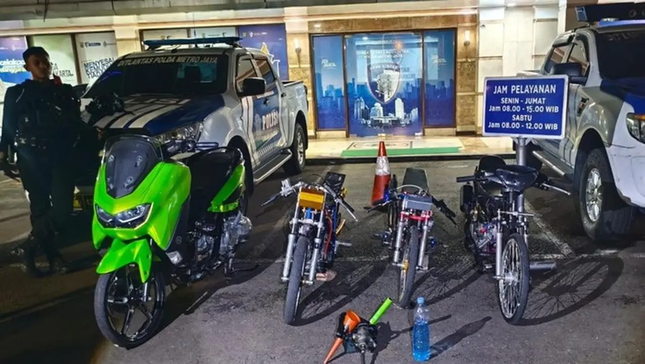 Polda Metro Jaya Gagalkan Balap Liar di Rawamangun, Sita Motor dan Bahan Bakar Pesawat Bensol