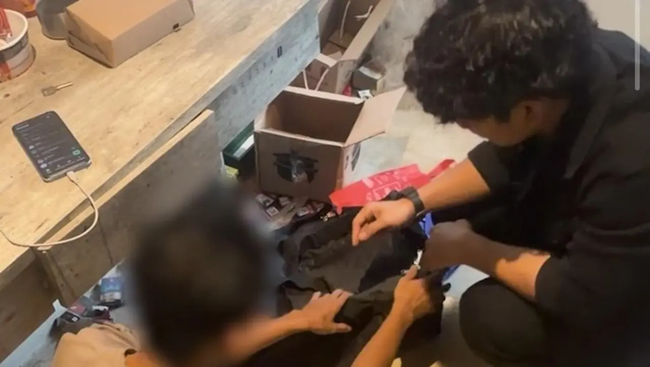 Polisi Bongkar Jaringan Internasional Vape Narkoba Zombi, Ribuan Cartridge Disita di Jakarta