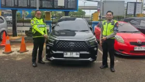 Polisi Selidiki Dugaan Pemalsuan Pelat Kedubes Rusia, Avanza Veloz Diamankan di Tol Dalam Kota