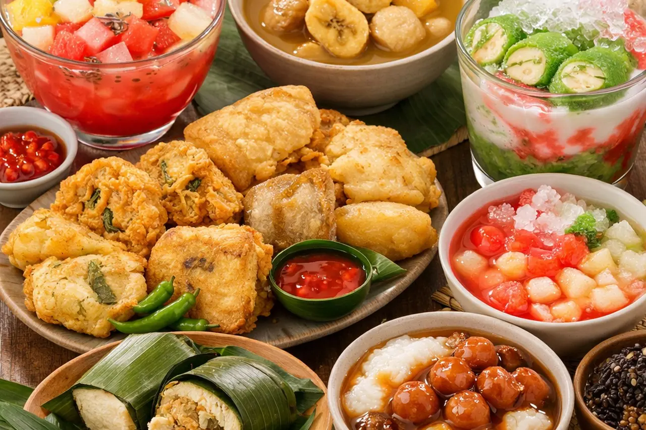 Ramadan 2026: Delapan Menu Takjil Paling Laris di ‘War Takjil’, dari Gorengan hingga Timun Suri