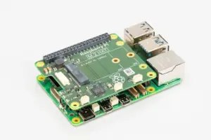Raspberry Pi Naikkan Harga Lini PC Mini Imbas Kelangkaan Memori LPDDR4 untuk Pusat Data AI