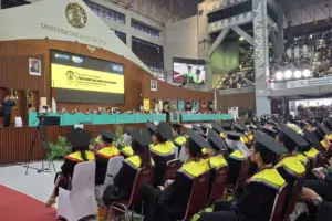 Rektor UI Heri Hermansyah Lepas 2.057 Wisudawan, Soroti Ketekunan dan Daya Juang Lulusan Terbaik