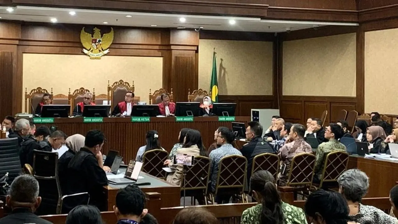 Saksi Sidang Korupsi Chromebook Ungkap Kebijakan Nadiem Makarim Larang Perekaman Rapat Daring Saksi Sidang Korupsi Chromebook Ungkap Kebijakan Nadiem Makarim Larang Perekaman Rapat Daring