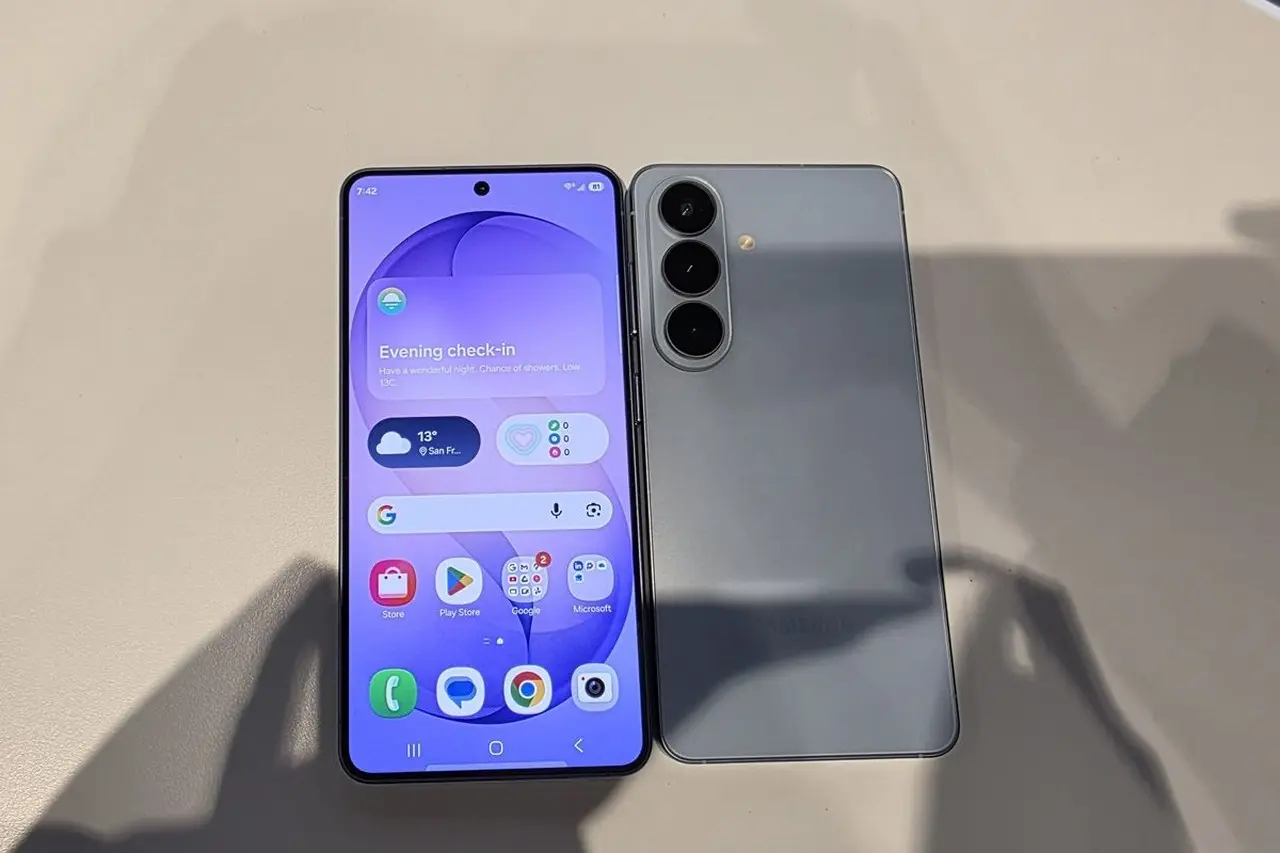 Samsung Galaxy S26 Resmi Meluncur: Simak Detail Peningkatan Spesifikasi dan Jadwal Pre-order di Indonesia Samsung Galaxy S26 Resmi Meluncur: Simak Detail Peningkatan Spesifikasi dan Jadwal Pre-order di Indonesia