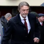 Sir Jim Ratcliffe Tanggapi Kritik Suporter Manchester United Terkait Kebijakan Efisiensi Finansial