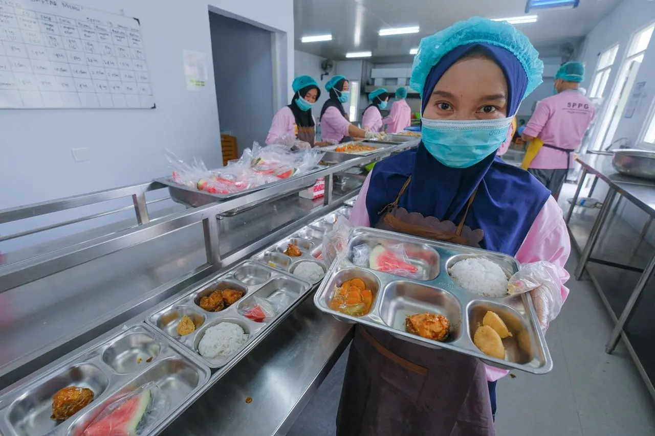 Soroti Anggaran Pendidikan 20 Persen, Publik Pertanyakan Penempatan Program Makan Bergizi Gratis