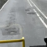 Soroti Kondisi Jalur ‘Langit’ TransJakarta Koridor 13, Warga Ungkap Ketidaknyamanan Akibat Lubang