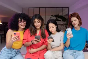 Survei Deloitte: 52 Persen Gen Z dan Milenial Hidup dari Gaji ke Gaji Akibat Tekanan Biaya Hidup