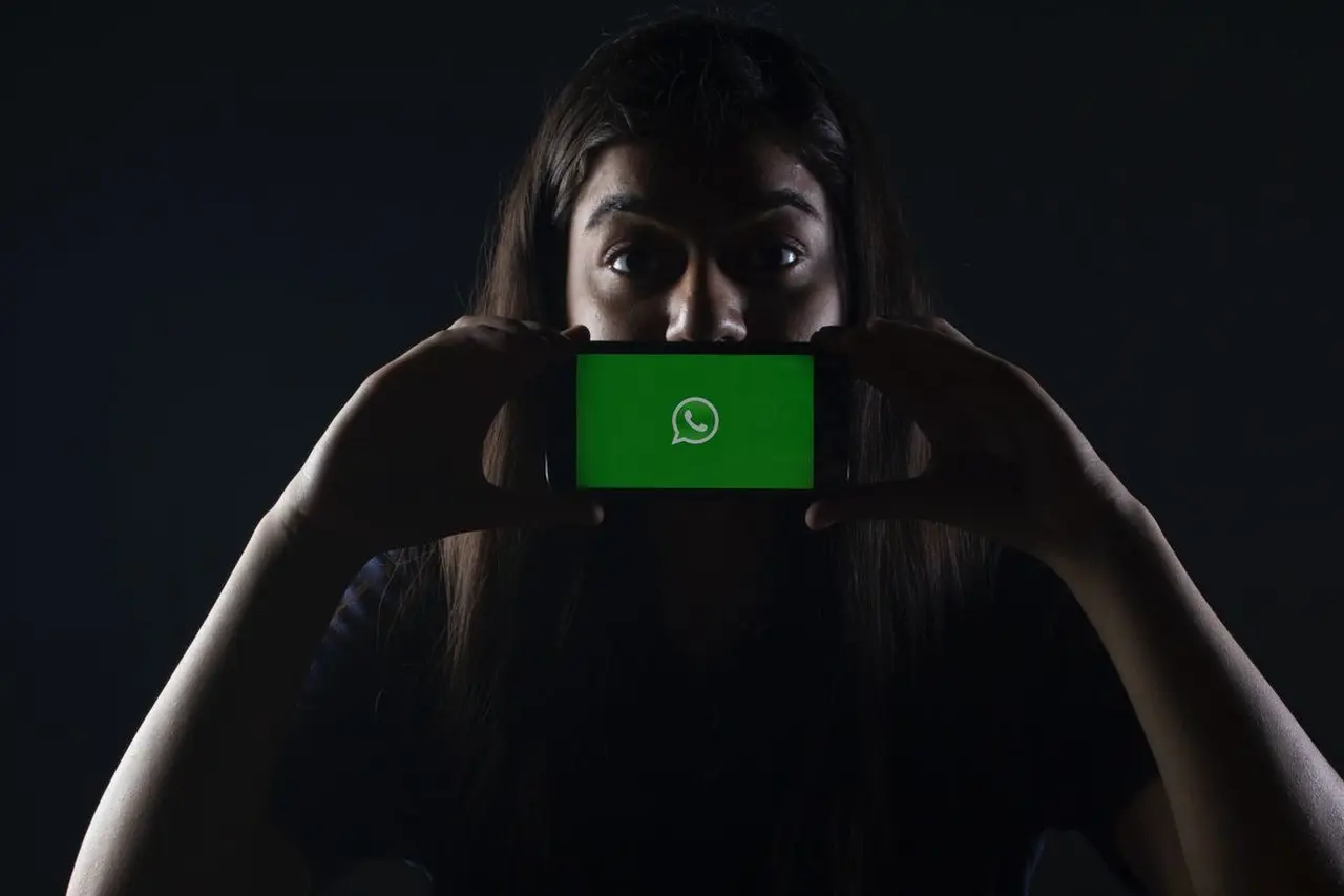 Tanggapi Cepat Kehilangan Ponsel: Panduan Lengkap Mengamankan Akun WhatsApp Anda dari Penyalahgunaan Tanggapi Cepat Kehilangan Ponsel: Panduan Lengkap Mengamankan Akun WhatsApp Anda dari Penyalahgunaan