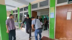 Tragedi Batang: Tiga Remaja Putri Tewas Tersambar Kereta Api Saat Asyik Berswafoto di Jalur Terlarang