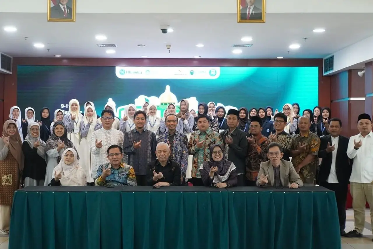 Uhamka Bekali 73 Siswa Pilihan dengan Literasi Digital dan Daya Kritis di Ramadan Youth Camp 2026 Uhamka Bekali 73 Siswa Pilihan dengan Literasi Digital dan Daya Kritis di Ramadan Youth Camp 2026
