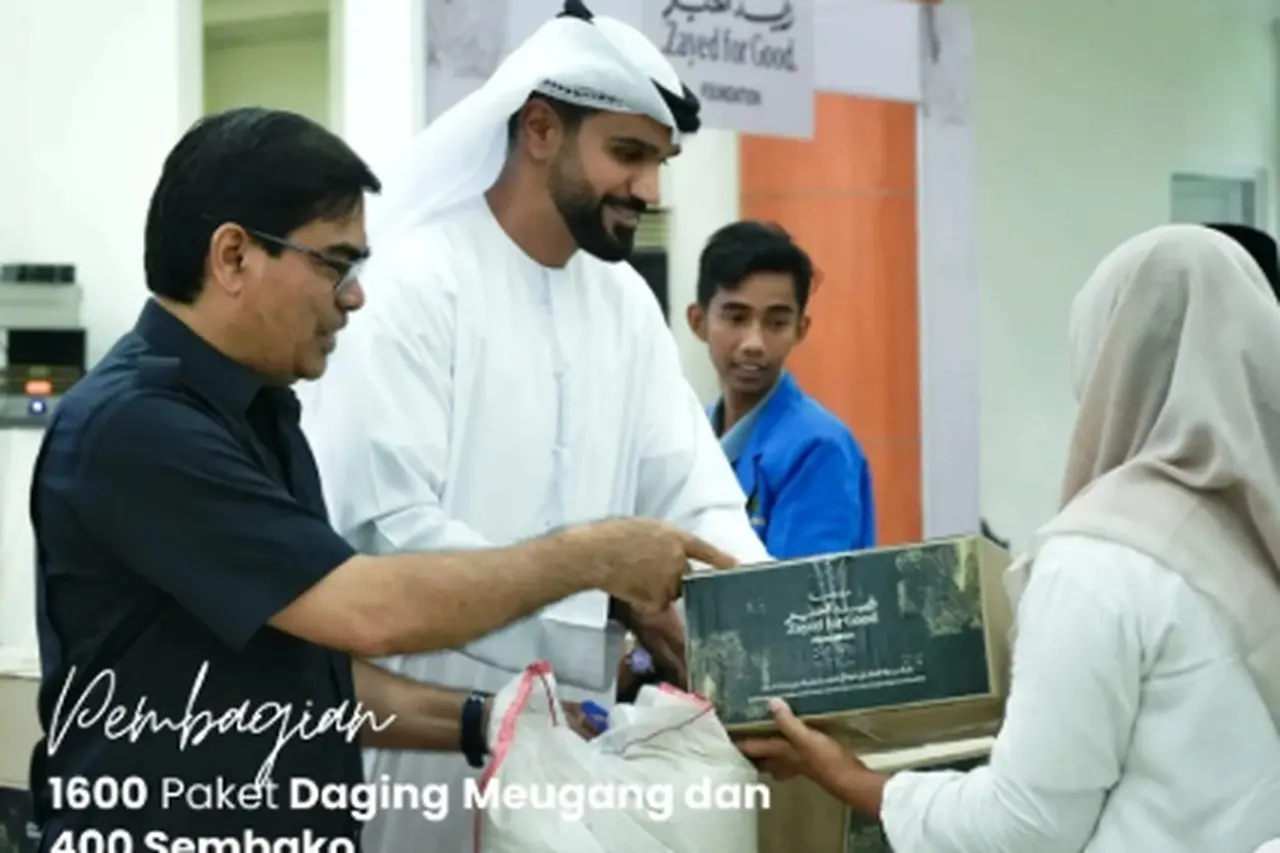 UIN Ar-Raniry Gandeng Pemerintah UEA Distribusikan Ribuan Paket Sembako dan Iftar Gratis di Banda Aceh UIN Ar-Raniry Gandeng Pemerintah UEA Distribusikan Ribuan Paket Sembako dan Iftar Gratis di Banda Aceh