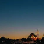 Uraian Lengkap: Memahami Kapan Lailatul Qadar Tiba dan Keutamaan Ibadah di Malam Seribu Bulan