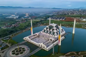 Uraikan Fakta Terbaru: Indonesia Puncaki Daftar Negara dengan Masjid Terbanyak di Dunia, Jauh Lampaui Arab Saudi