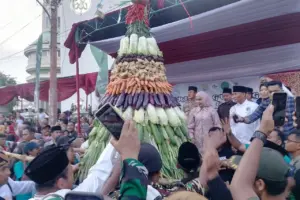 Uraikan Tradisi Ramadhan Paling Unik di Nusantara: Menjelajahi Dugderan, Meugang, dan Tumbilotohe sebagai Perekat Budaya