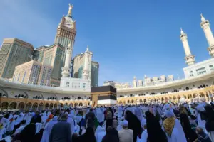 Vaksin Meningitis Wajib bagi Jamaah Umrah Ramadan 2026: Arab Saudi Tegaskan Aturan Baru