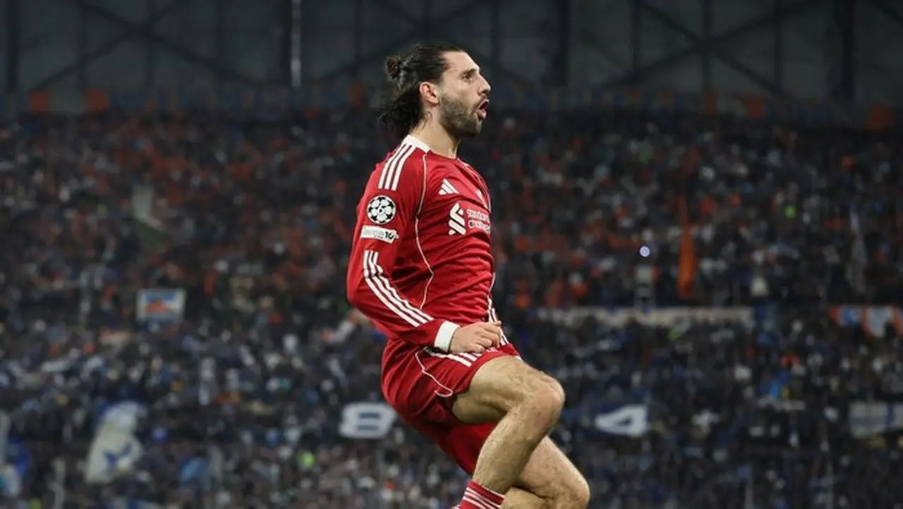 Virgil van Dijk Puji Kepemimpinan Dominik Szoboszlai dan Peluang Menjadi Kapten Baru Liverpool