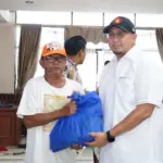 Wakil Ketua Komisi VI DPR Andre Rosiade Salurkan Ribuan Paket Sembako, Bantu Warga Pariaman Sambut Ramadan