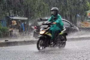 Waspada! Mesin Motor Brebet Setelah Hujan? Kenali Penyebab Soket dan Sensor Kelistrikan Bermasalah