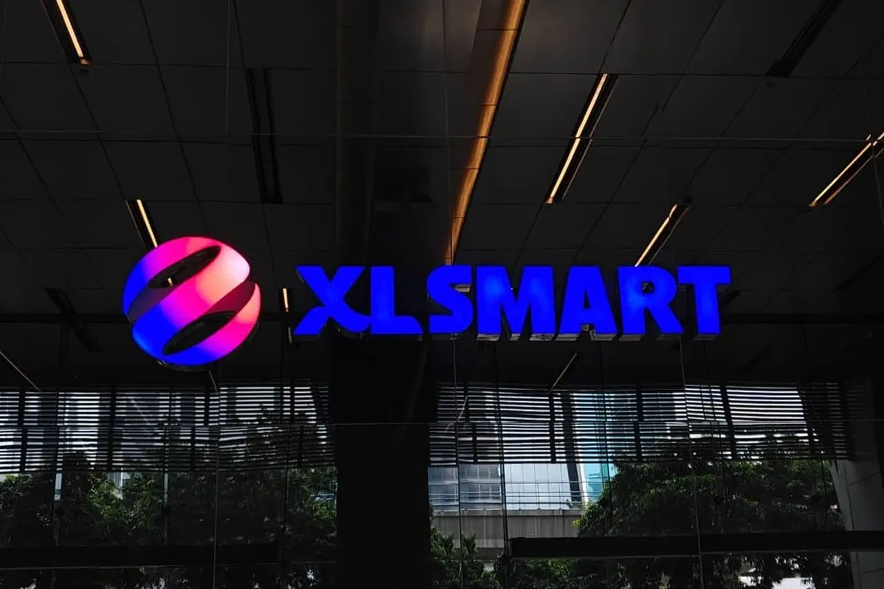 XLSMART Catat Pendapatan Rp 42,5 Triliun pada 2025, Laba Bersih Melonjak 63 Persen Pasca-Merger