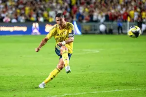 Al Nassr Umumkan Cedera Hamstring Cristiano Ronaldo, Bantah Rumor Kabur ke Madrid di Tengah Gejolak Regional