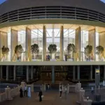 Apple Tutup Sementara Seluruh Gerai di UEA Imbas Ketegangan di Timur Tengah Pasca Serangan AS-Israel ke Iran