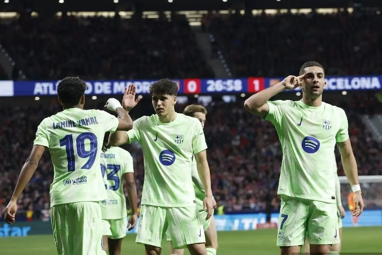 Barcelona Ungkap Minat pada Stije Resink, Gelandang FC Groningen yang Diproyeksikan Jadi Penerus Frenkie de Jong