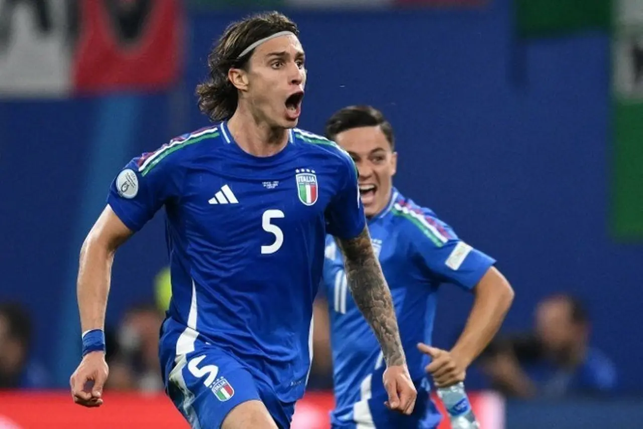 Bek Arsenal Riccardo Calafiori Soroti Tantangan Irlandia Utara Demi Tiket Piala Dunia 2026