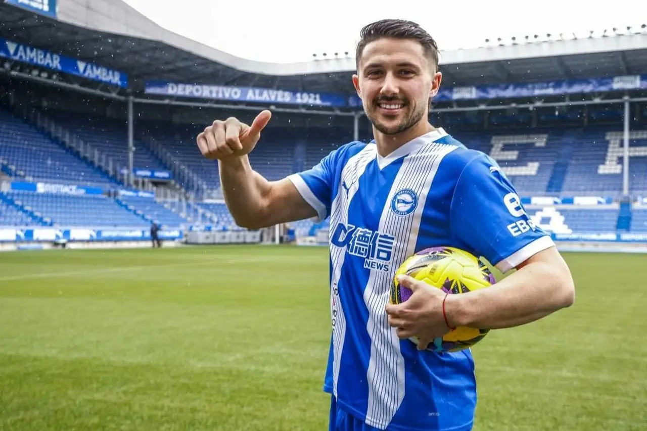 CAS Tolak Banding FAM, Facundo Garces Dilarang Bermain 12 Bulan; Alaves Hormati Putusan