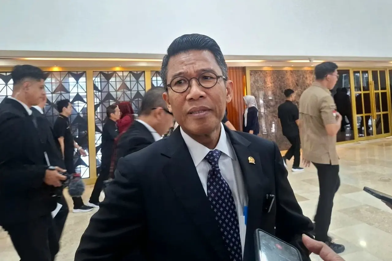 DPR Soroti Potensi Kenaikan Harga BBM Subsidi, Minta Pemerintah Siapkan Skenario Mitigasi Dampak Inflasi